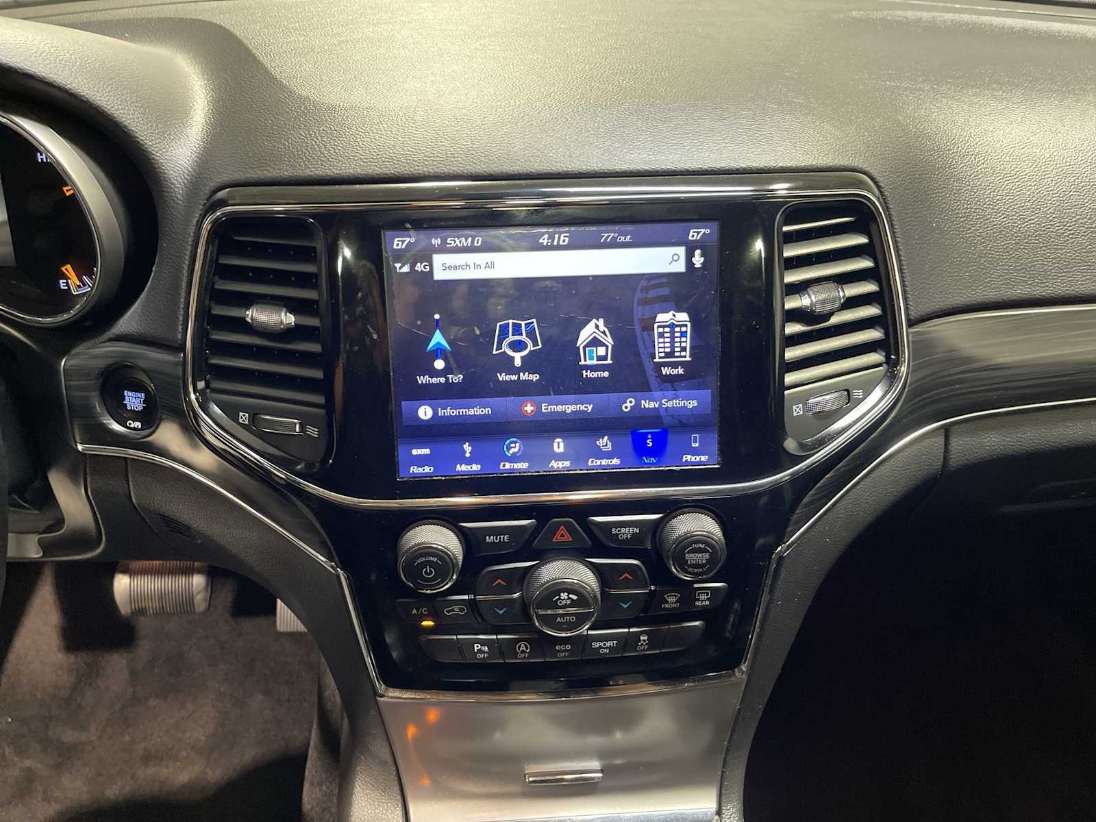 Used 2019 Jeep Grand Cherokee Limited AWD/4WD image 16