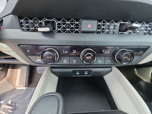 Used 2024 Honda Accord EX image 21