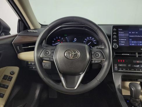 Used 2019 Toyota Avalon XLE w/ Moonroof Package FWD image 22