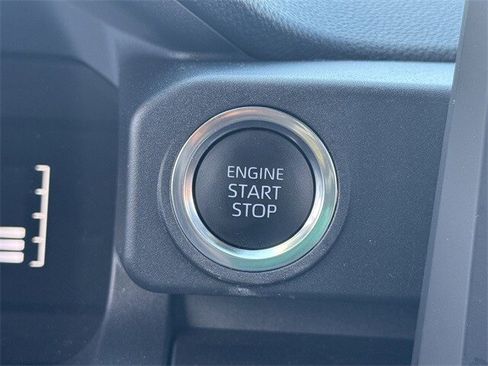 Used 2025 Toyota 4Runner SR5 image 23