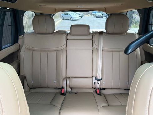 New 2026 Land Rover Range Rover Long Wheelbase SE AWD/4WD image 28