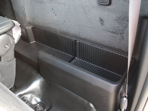 Used 2024 RAM 2500 Tradesman RWD image 21