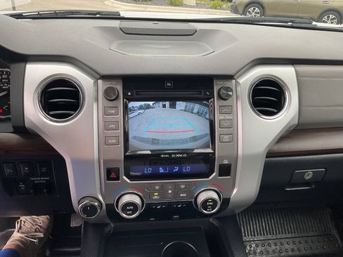 Used 2018 Toyota Tundra Limited w/ Limited Premium Package AWD/4WD image 25