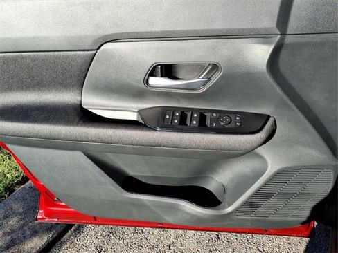 New 2026 Nissan Kicks SV image 6