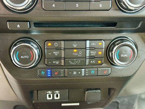 Used 2018 Ford F150 Lariat image 12