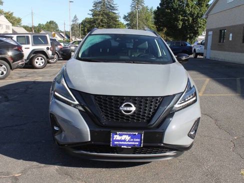 Used 2024 Nissan Murano SV w/ SV Midnight Edition Package image 4
