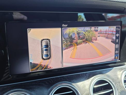 Used 2019 Mercedes-Benz E 300 image 35