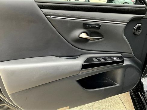 Used 2024 Lexus ES 350 w/ Premium Package FWD image 25