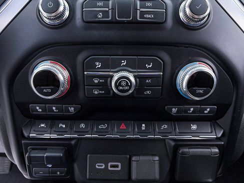 Used 2021 GMC Sierra 1500 SLT w/ SLT Premium Plus Package image 24