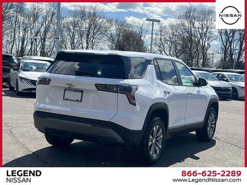 Used 2025 Chevrolet Equinox LT image 8