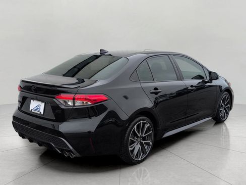 Used 2020 Toyota Corolla SE w/ SE Premium Package FWD image 18