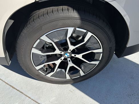 Used 2025 BMW X3 xDrive30i w/ Premium Package image 31