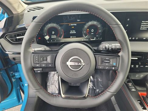 New 2026 Nissan Kicks SR image 9