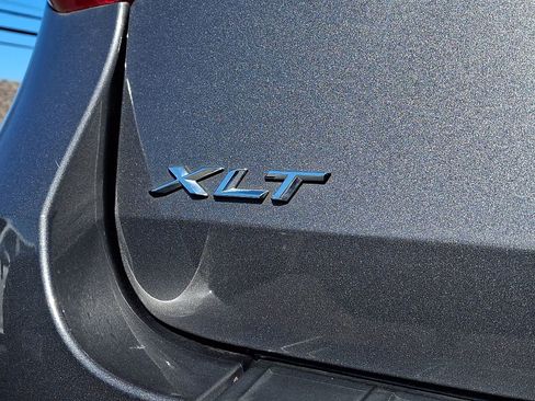 Used 2023 Ford Explorer XLT w/ Equipment Group 202A image 33