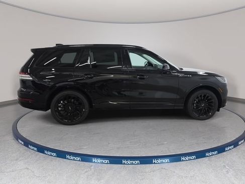 New 2026 Lincoln Aviator Reserve AWD/4WD image 4