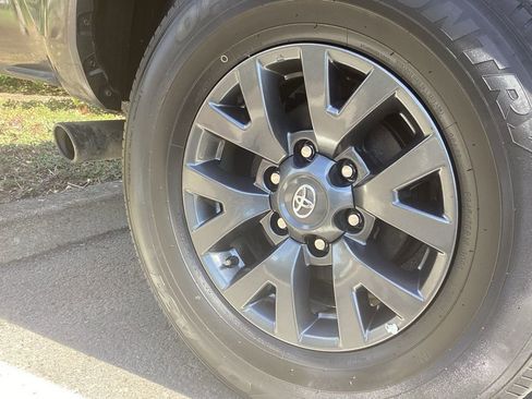 Used 2023 Toyota Tacoma SR5 image 6