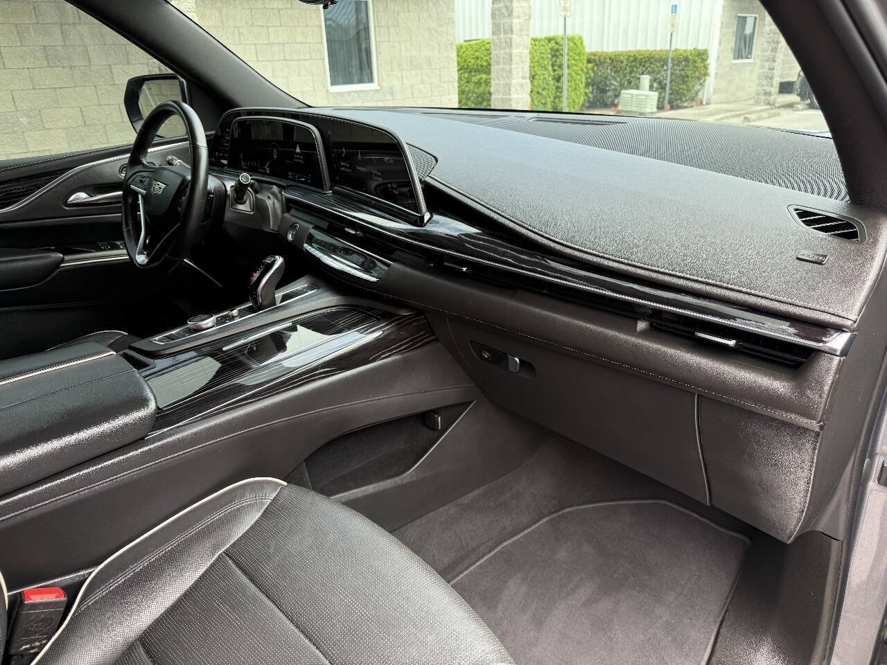 Used 2021 Cadillac Escalade Sport AWD/4WD image 14