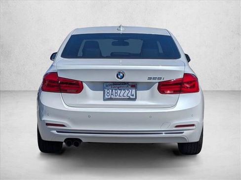 Used 2016 BMW 328i Sedan RWD image 7