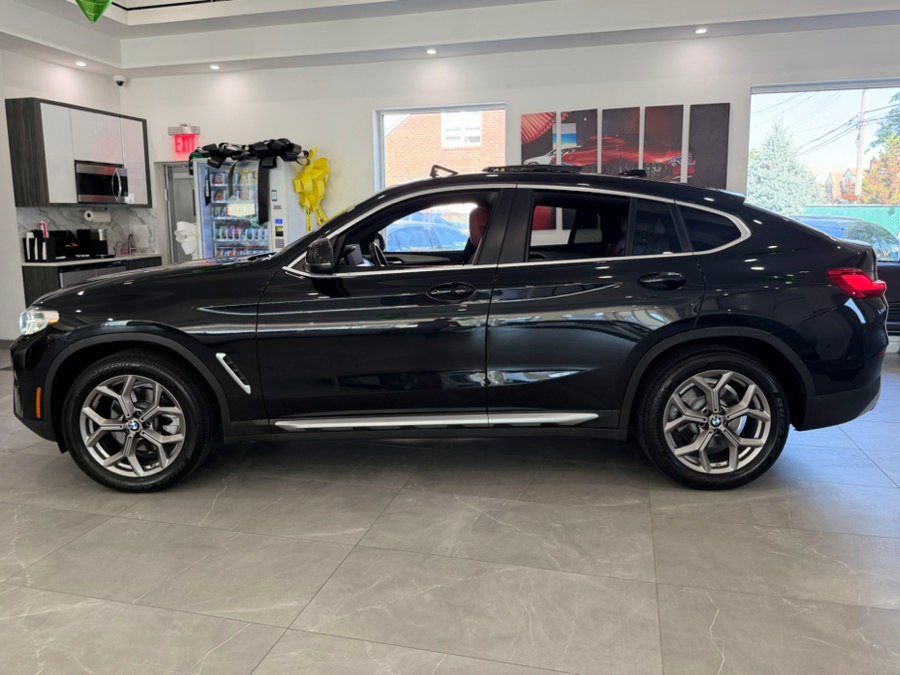 Used 2022 BMW X4 xDrive30i w/ Convenience Package AWD/4WD image 5