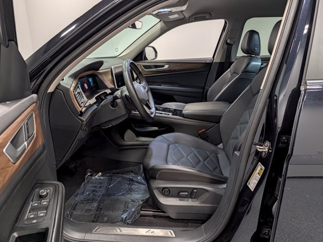 Used 2024 Volkswagen Atlas SE AWD/4WD image 10