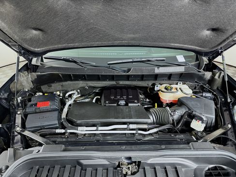 Used 2023 Chevrolet Silverado 1500 LT image 31