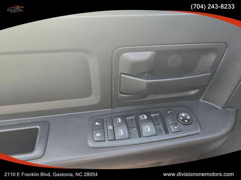 Used 2017 RAM 1500 Express image 7