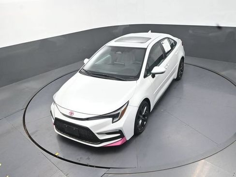 Used 2023 Toyota Corolla SE w/ SE Premium Package FWD image 14