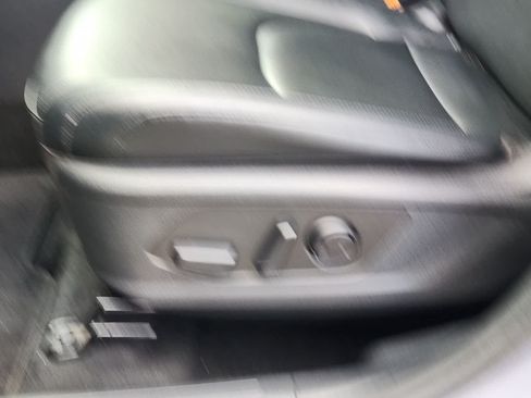 Used 2024 Kia Sportage EX FWD image 23