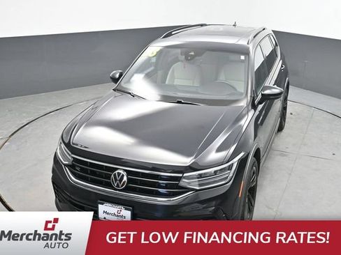 Used 2023 Volkswagen Tiguan SE R-Line AWD/4WD image 20