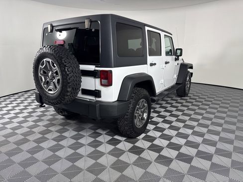 Used 2014 Jeep Wrangler Unlimited Rubicon w/ Max Tow Package image 6