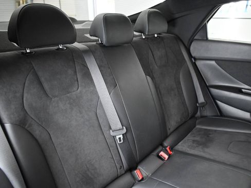 Used 2025 Hyundai Elantra N FWD image 37