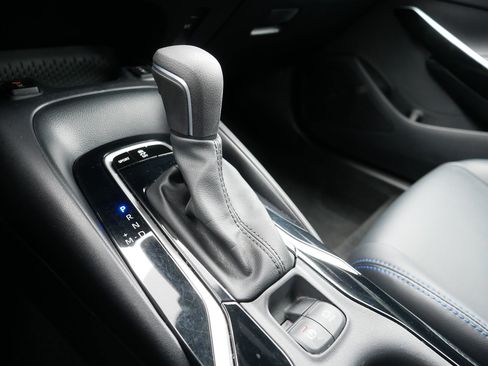 Used 2022 Toyota Corolla XSE image 24