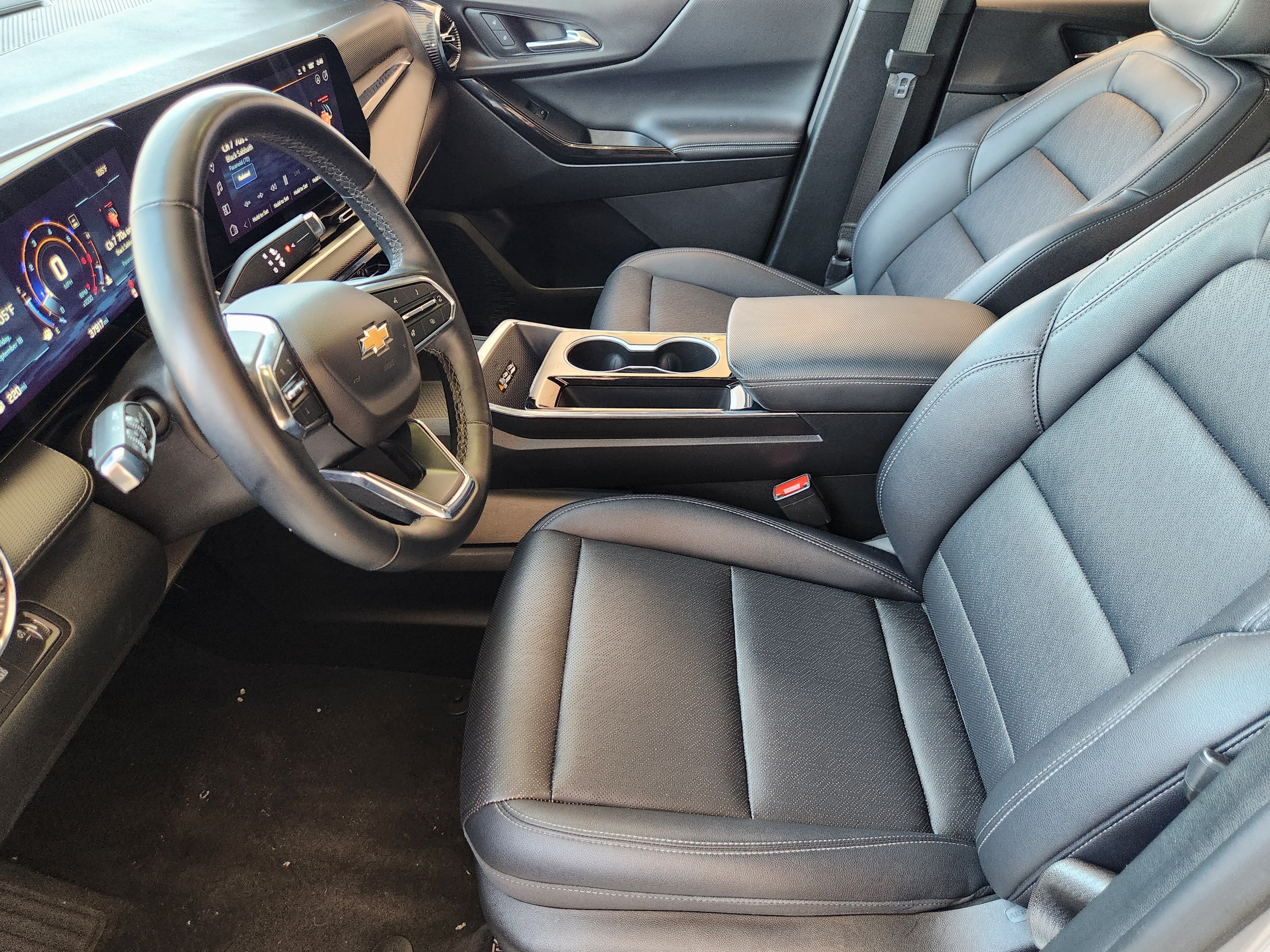 Certified 2025 Chevrolet Equinox LT w/ Convenience Package II FWD image 14