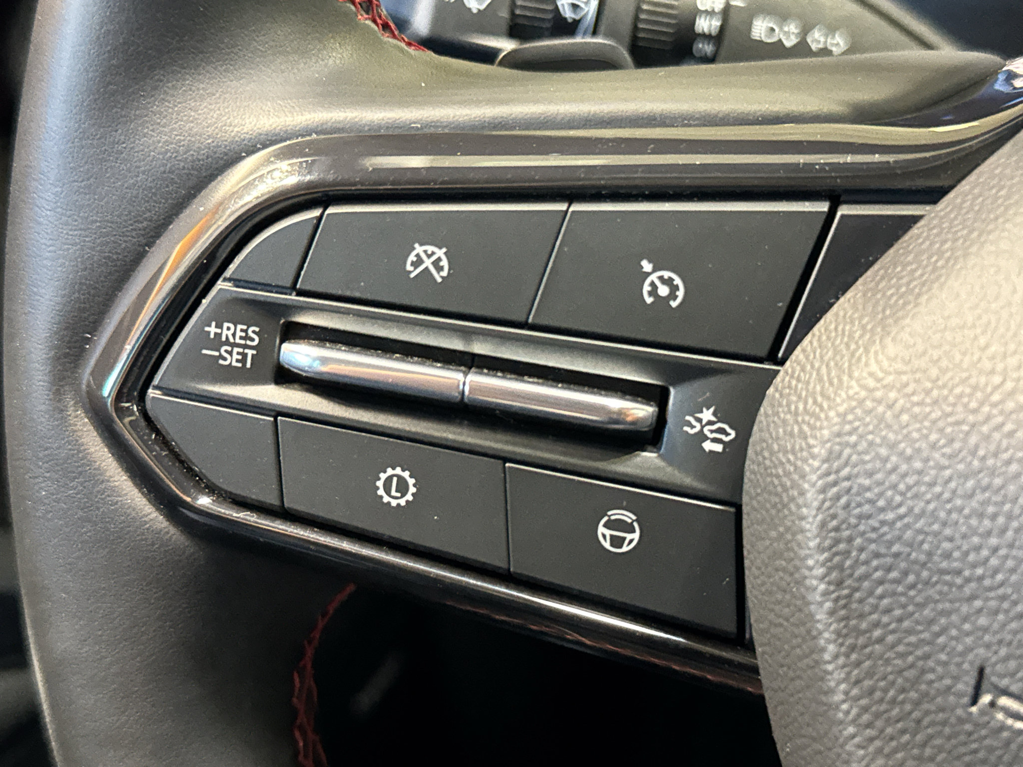 Used 2026 Chevrolet Traverse RS AWD/4WD image 26