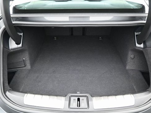 Used 2023 Audi e-tron GT Premium Plus image 33