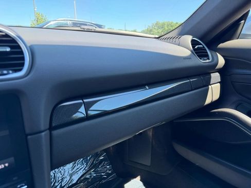 Used 2017 Porsche 718 Cayman S RWD image 18