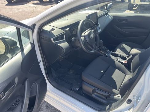 Used 2024 Toyota Corolla LE image 16