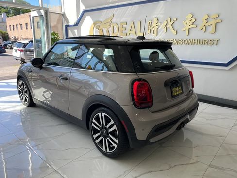 Used 2023 MINI Cooper S FWD image 6