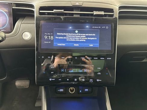 Used 2024 Hyundai Tucson Limited image 21