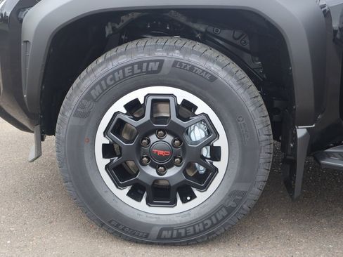New 2026 Toyota 4Runner TRD Off-Road Premium AWD/4WD image 37