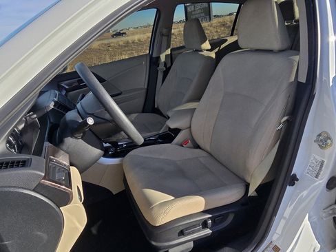 Used 2016 Honda Accord EX image 12