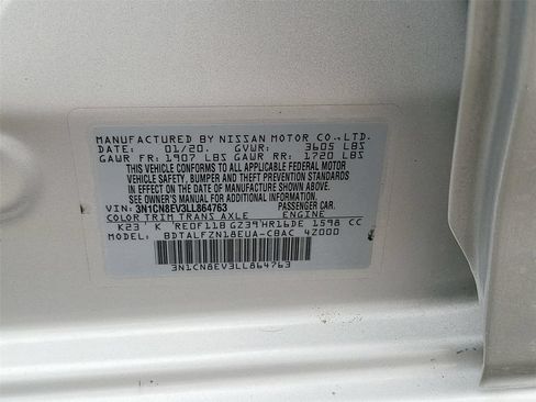 Used 2020 Nissan Versa SV FWD image 23