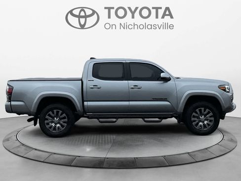 Used 2023 Toyota Tacoma Limited image 7