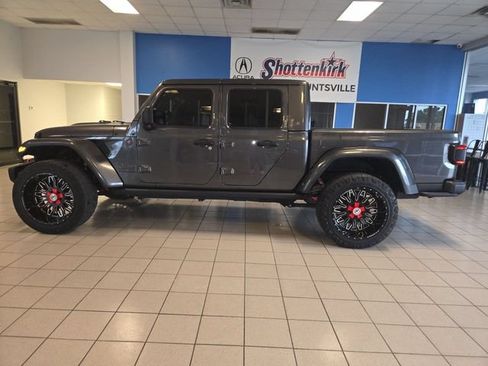 Used 2020 Jeep Gladiator Rubicon AWD/4WD image 5