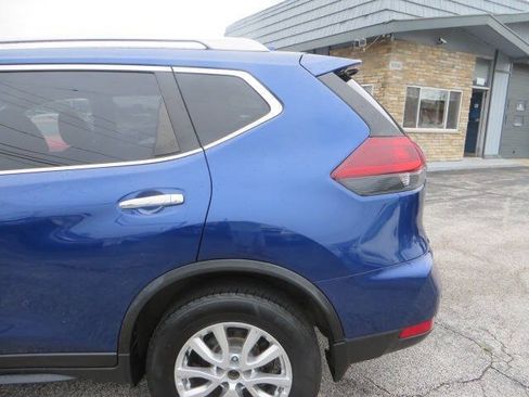 Used 2020 Nissan Rogue SV AWD/4WD image 36