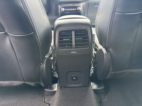 Used 2025 Ford Escape ST-Line w/ Tech Pack #1 AWD/4WD image 22