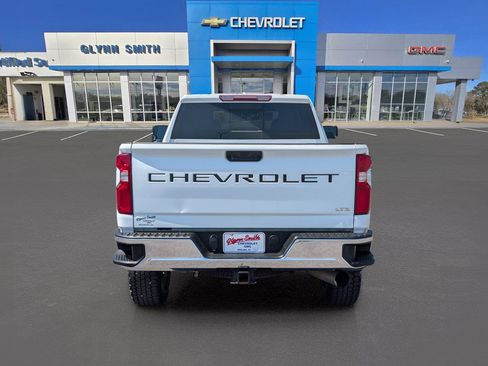 Used 2022 Chevrolet Silverado 2500 LTZ w/ LTZ Convenience Package AWD/4WD image 9