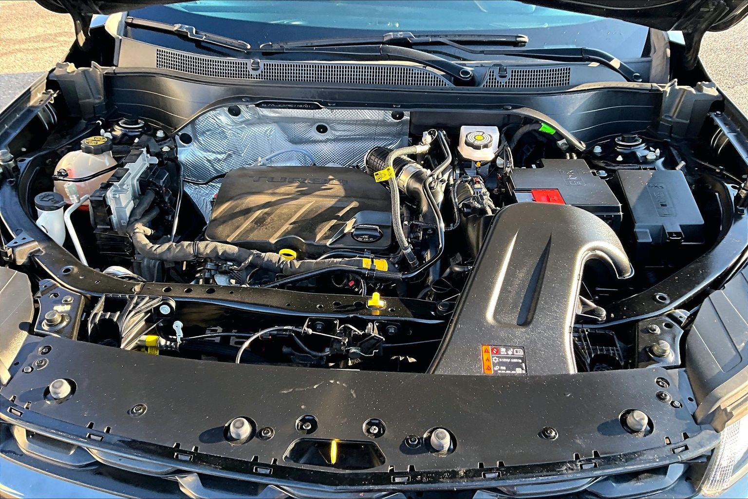 Used 2024 Chevrolet Trax RS w/ Sunroof Package FWD image 29