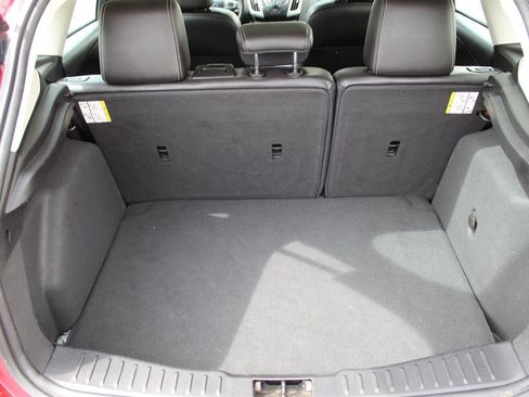 Used 2014 Ford Focus SE w/ Equipment Group 201A image 15