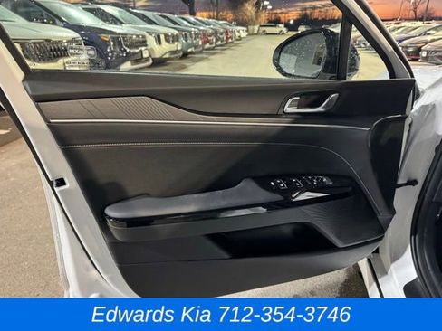 New 2026 Kia K5 GT-Line image 17